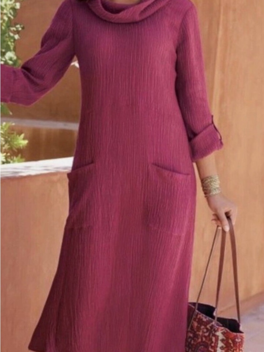 Women's Long Sleeve Pocket Midi Dress - Berry
